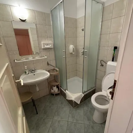 Festetich Kastelyszallo Es Zsuzsanna