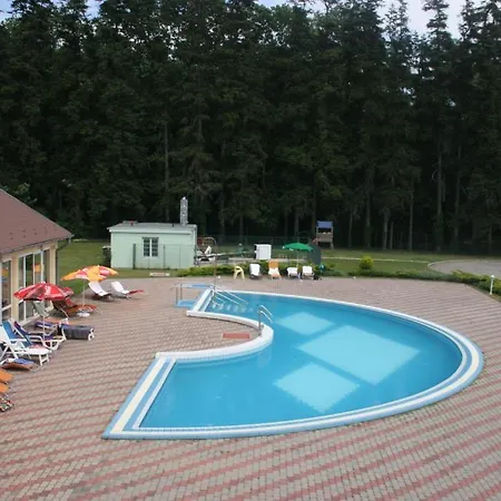 Festetich Kastelyszallo Es Zsuzsanna