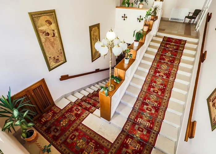 Hotel Festetich Kastelyszallo Es Zsuzsanna 3*