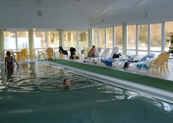 Festetich Kastelyszallo Es Zsuzsanna Hotel 3*